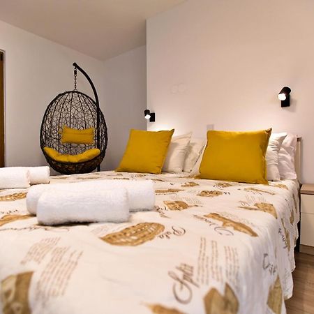 Apartments Kiwi Rovinj Extérieur photo