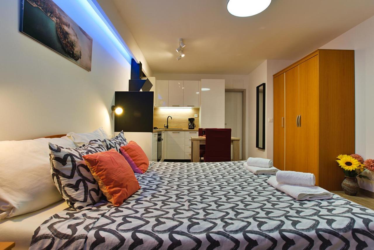 Apartments Kiwi Rovinj Extérieur photo