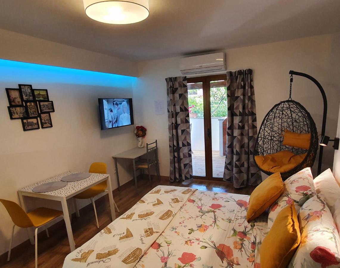 Apartments Kiwi Rovinj Extérieur photo